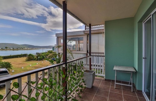 Old Place Apartment | Modern Lakeside 3 Story Apartment situated on the Knysna Lagoon