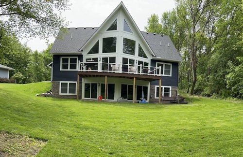 Faribault Cabin | Modern Lakeside Home built in 2021 only 45 min south of Twin Cities