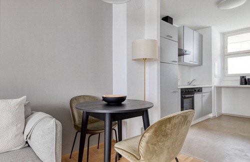 Stuwerviertel Apartment | Modern Leopoldstadt 1BR w/Balcony & Elevator, nr metro U2, by Blueground