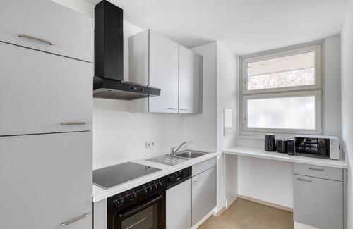Stuwerviertel Apartment | Modern Leopoldstadt 1BR w/Balcony & Elevator, nr metro U2, by Blueground