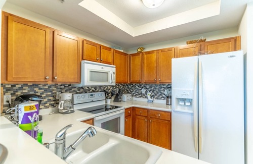 Ruskin House | Modern Little Harbor Home | Panoramic Tampa Bay Views