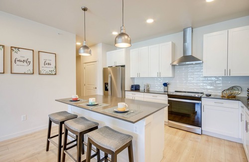 Livingston Condo | Modern Livingston Condo Near Yellowstone River!