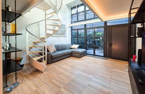 Precotto Apartment | Modern loft, design & comfort