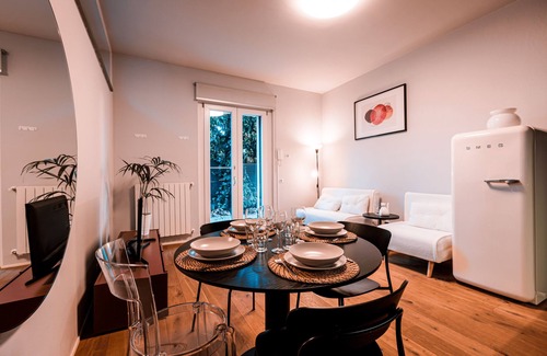 Citta Bassa Apartment | Modern Loft in Historic Village