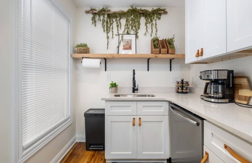 University District Apartment | Modern Loft In the Heart of OSU Campus