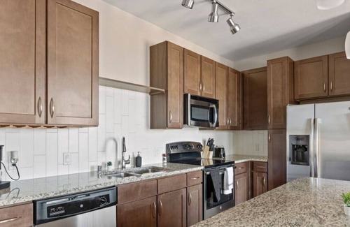 Lone Tree Apartment | Modern Lone Tree Living