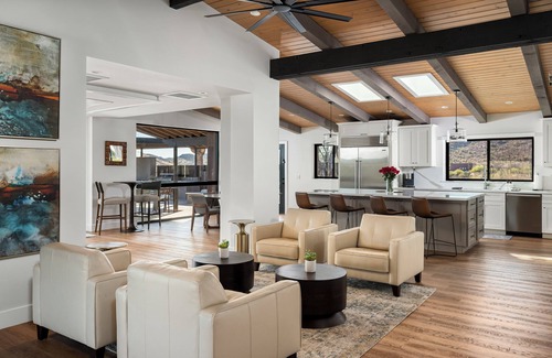 Cave Creek House | Modern Lookout - A Desert Point of View
