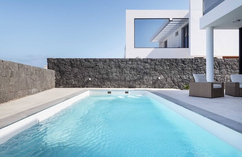 Los Mojones Villa | Modern Los Mojones Villa | 3 Bedrooms all En-Suite | Villa Berniente | Great.