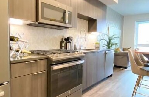 Milpitas Apartment | Modern Luxe Apartment in Heart of Silicon Valley