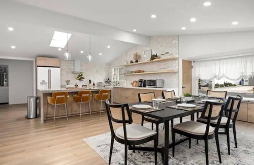 Serra Mesa House | Modern Luxe Mission Valley 3 BR with Game Room