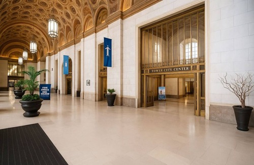 Downtown Cleveland Apartment | Modern Luxe Suite | Rock Hall Stadiums Casino