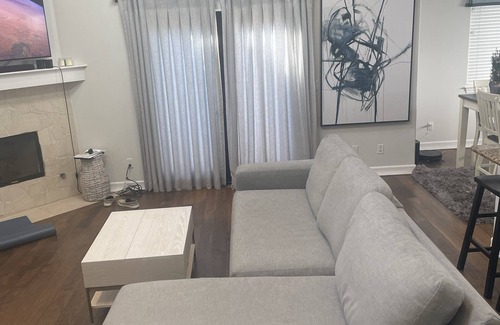 South Redondo House | Modern LUXORY beachouse - steps to TOPAZ BEACH near Redondo PIER & Riv Village