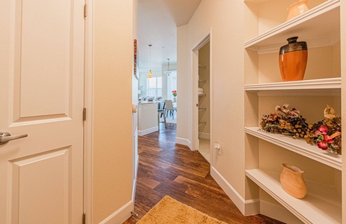 Briargate Apartment | Modern luxurious Mountain View. Very clean with out door hot tub