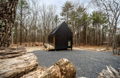 Catskill House | Modern Luxurious Cabin, Catskills - The Tiny Nook