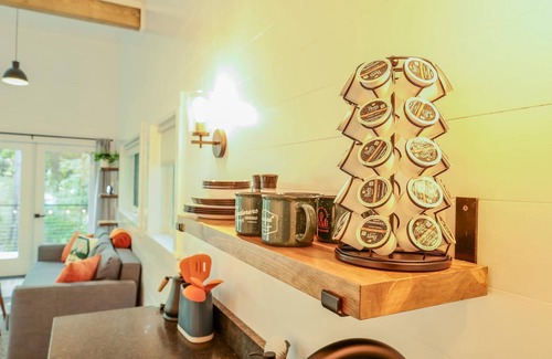 Freeport Cabin | Modern, Luxurious, Cabin in the Woods - 05 (ADA)