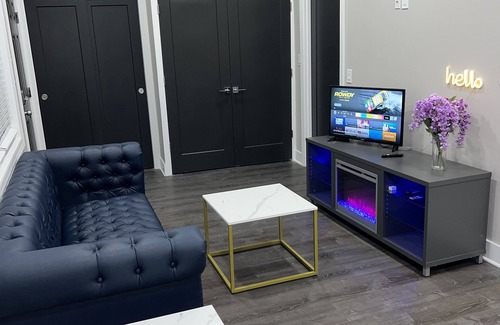 Riverwest Apartment | Modern luxury! 2 bedrooms- reserve it now!