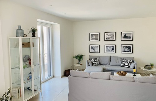 Archi Apartment | Modern luxury at Seaside in Historic Center