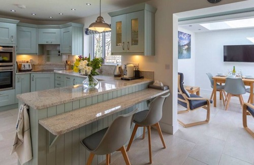 Bude House | Modern, luxury bungalow - perfect for families or friends to relax!