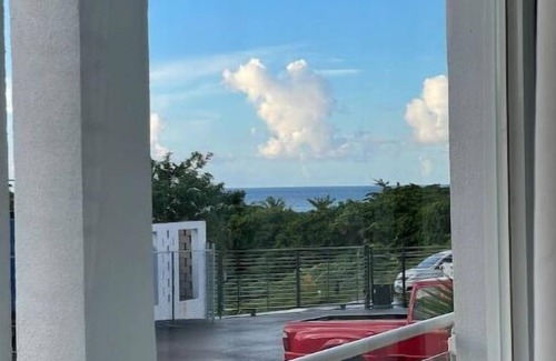 Nassau Condo | Modern Luxury Condo