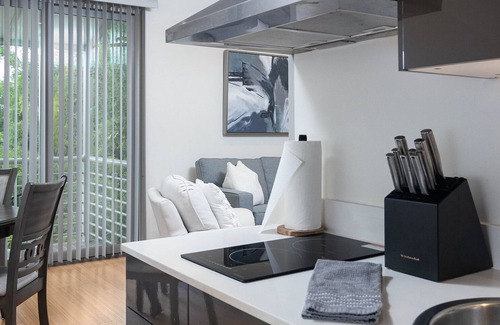 Oxford Condo | Modern Luxury Downtown Condo