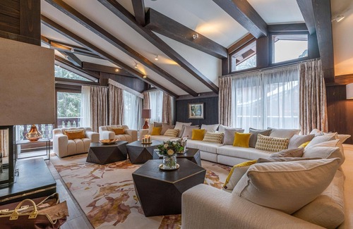 Sailly sur la Lys Ski Chalet | Modern Luxury Meets Alpine Charm- Private 6 Bedrooms Chalet With Spa