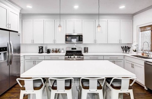 Greenland Hills House | Modern Luxury Home - Knox Henderson - SMU