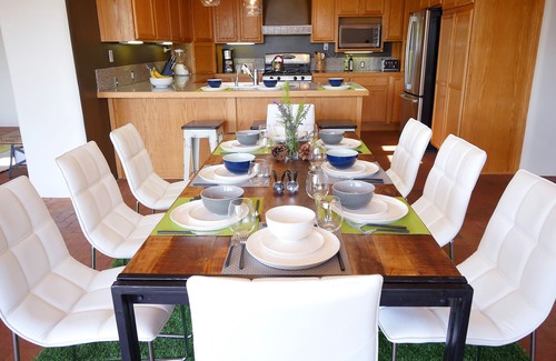 Durango House | Modern Luxury Home on 3 Acres - Great Views - 10 Min. to Downtown Durango