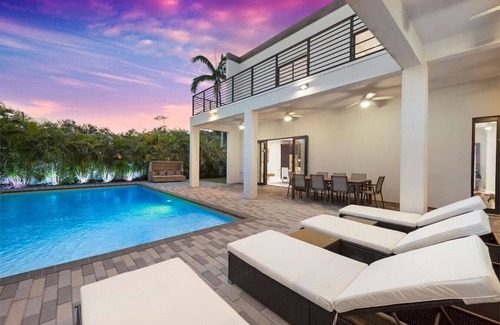 Coral Gables Section Villa | Modern Luxury in Massive Mansion w/Heated Pool!