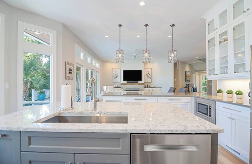 Vanderhorst Plantation House | Modern Luxury in Kiawah: Walk To Beach, Private Pool And Hot Tub!