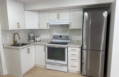 Halton Regional Municipality Apartment | Modern luxury living in Milton