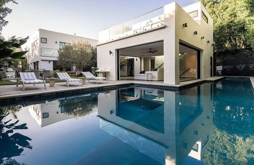 West Hollywood House | Modern Luxury Retreat with Pool, Theater & Designer Touches