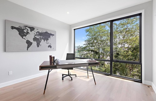 North Bergen House | Modern Luxury Townhome with Panoramic NYC Views