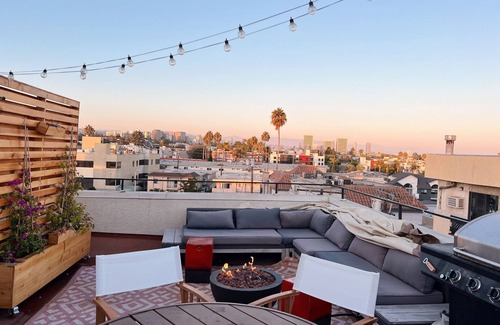 Sawtelle House | Modern Luxury Townhouse With Panoramic Views!