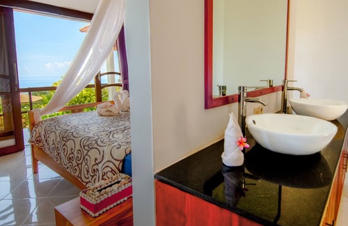 Kaliasem House | Modern luxury villa with fantastic sea views