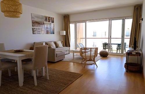 Telheiro Apartment | Modern Marina Apartment