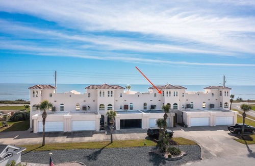 Oceanaire Terrance House | Modern Marvel by the Sea