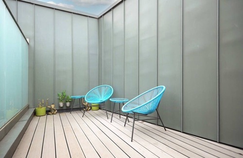 St. Johns Wood Apartment | Modern Marylebone apartment with balcony