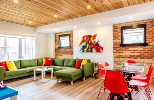 Kitchener House | Modern Meets Industrial Near the ❤️ of DT