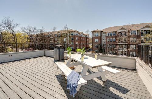 Melrose House | Modern Melrose-2 Bedroom Condo-5 mins to Broadway