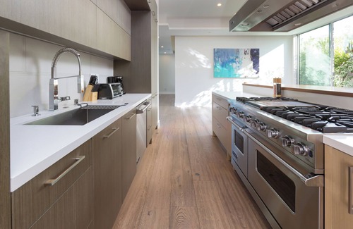 Melrose Villa | Modern Melrose Luxury Villa High Ceilings - 5 BDR