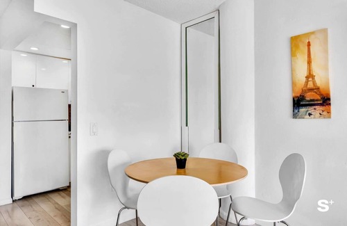 North Bay Village Apartment | Modern Miami Studio | Bay & Skyline Views