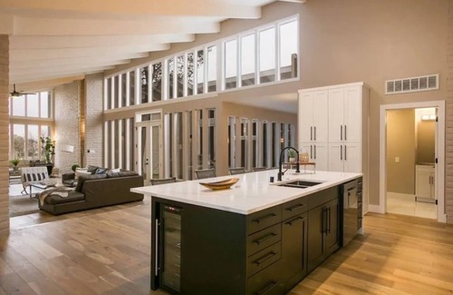 Northeast Heights House | Modern MidCentury on the Golf Course