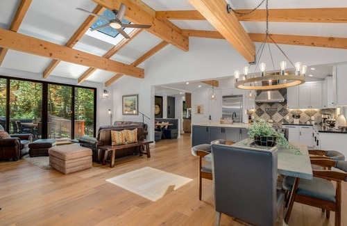 Incline Village House | Modern Millcreek Home