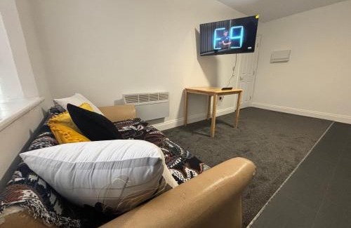 Ilkeston Apartment | Modern Minimalist Apartment