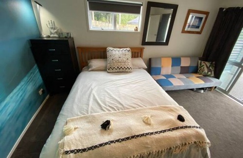 Mount Maunganui House | Modern Mount getaway in the heart of the Mount