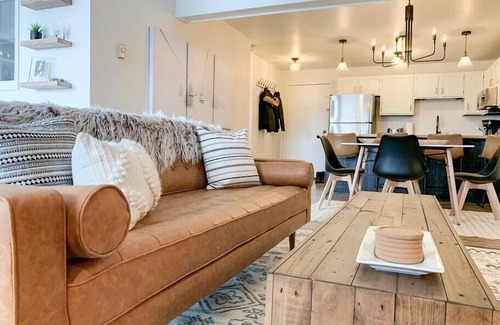 Steamboat Springs Condo | Modern Mountainside Chalet