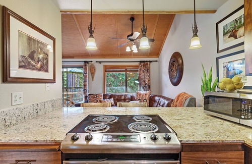 Shaver Lake Condo | Modern Moutain Retreat w/Spa and Sauna