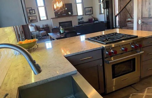 Carbondale House | Modern Mtn New Build Comfort, Near Aspen Skiing