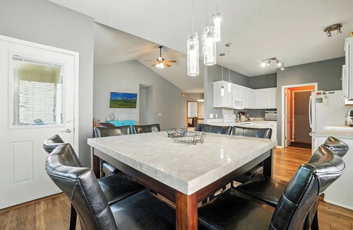 McArdle House | Modern Nest in NW Omaha