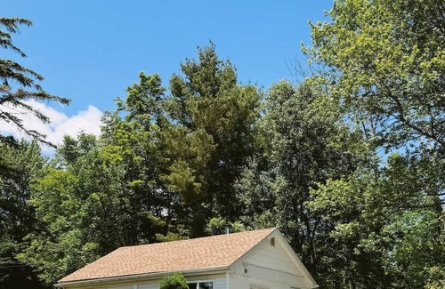 Tannersville House | Modern Nest. Stay for Two. 6 Min to Slopes